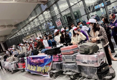 CHUYẾN BAY ĐÊM 11/4 ĐẾN NHẬT BẢN CỦA HỌC SINH VIỆT PHÁT